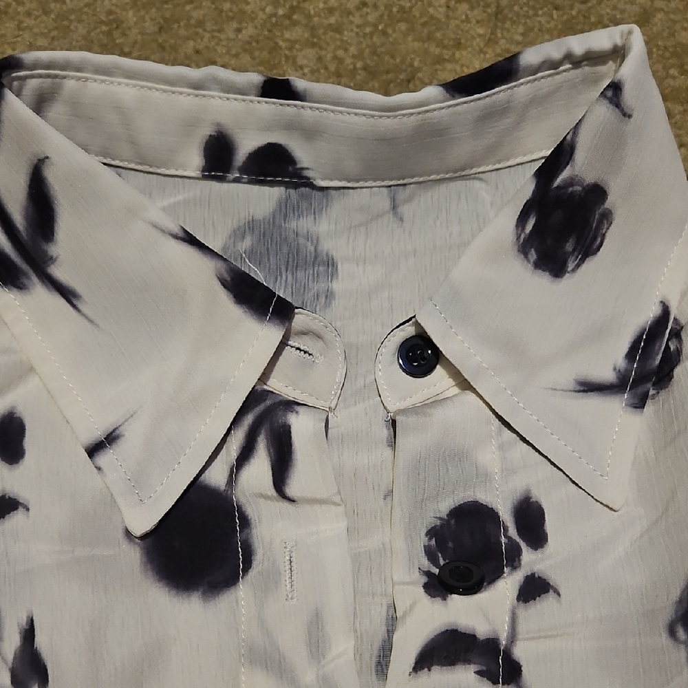Floral Button-Up Shirt - Picture 5 of 5